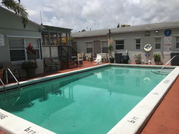 הוליווד Richard'S Motel Courtyard מראה חיצוני תמונה
