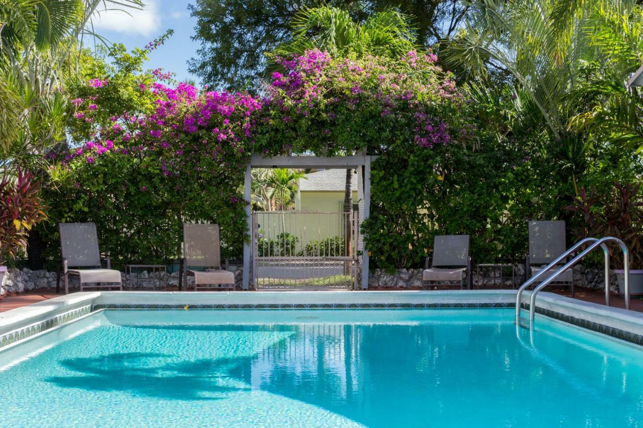 הוליווד Richard'S Motel Courtyard מראה חיצוני תמונה